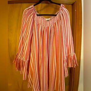 Pink and white flowy tunic. Size 3x